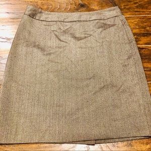 Banana Republic Skirts - Banana Republic Midi Skirt Sz:10 Banana Republic Skirts - Banana Republic Midi Skirt Sz:10